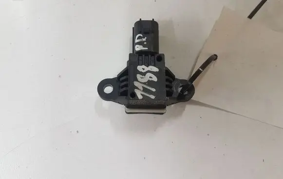 Volvo V40 Airbag deployment crash/impact sensor 31360986 04022013
