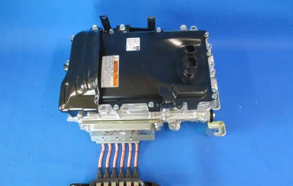 Toyota Yaris XP210 Voltage converter inverter G920052301 2321004811 PCU01H52L000