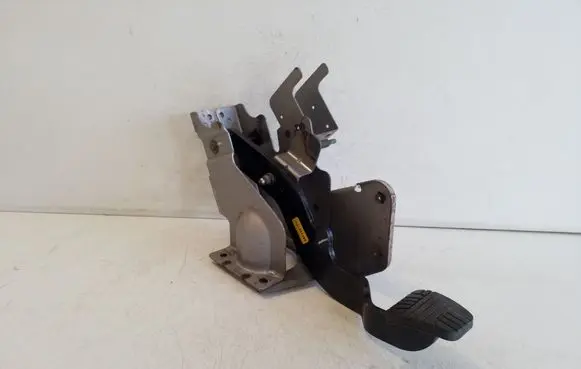 Chevrolet Captiva Brake pedal 4452U011189