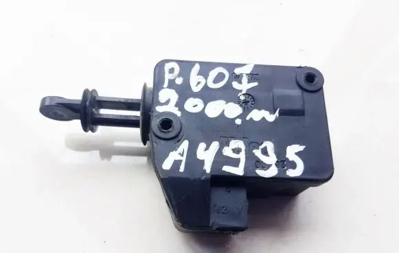 Peugeot 607 Central locking motor 25700