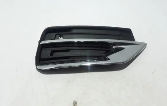 Volvo XC90 Front bumper lower grill 31663843