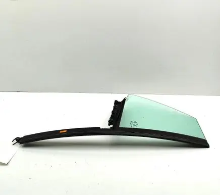 Peugeot 508 II Rear side window 9818848180 9818847980