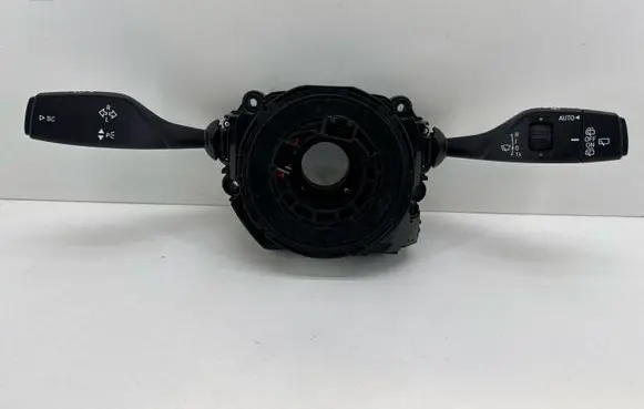 BMW 2 F45 Wiper turn signal indicator stalk/switch 9305954