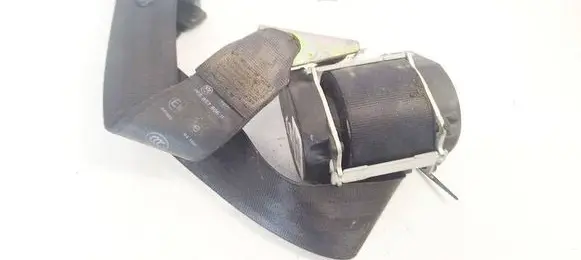 Volkswagen Jetta V Rear seatbelt 1K5857806B