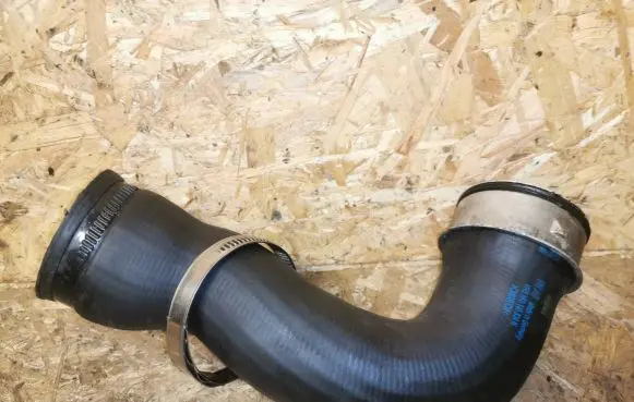 Audi TT TTS Mk2 Intercooler hose/pipe 1K0145834N