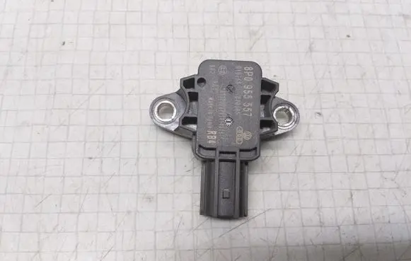 Audi A4 S4 B7 8E 8H Airbag deployment crash/impact sensor 8P0955557