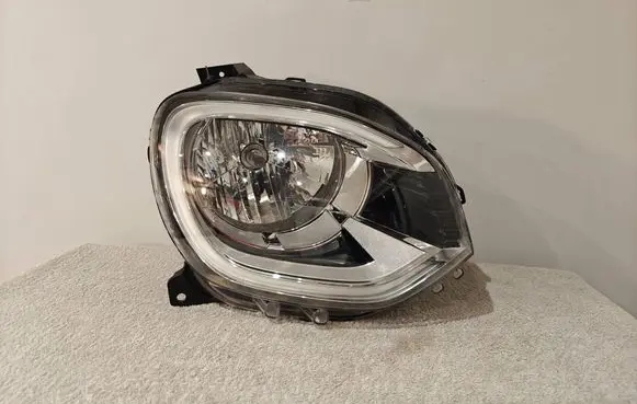 Renault Twingo III Headlight/headlamp 260105001R