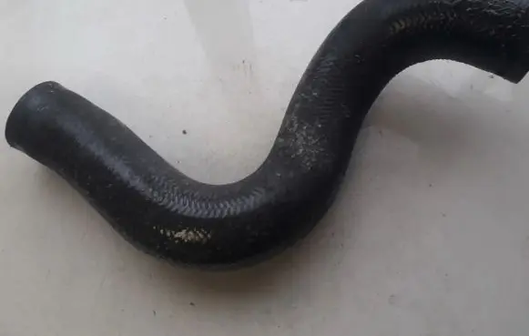 Honda CR-V Engine coolant pipe/hose