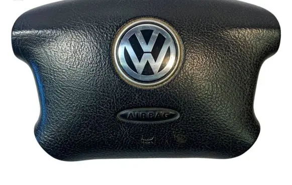 Volkswagen Golf IV Steering wheel airbag 
