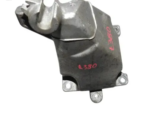 Mercedes-Benz E W212 Engine mounting bracket A2762230004