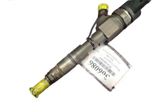 Fuel injector