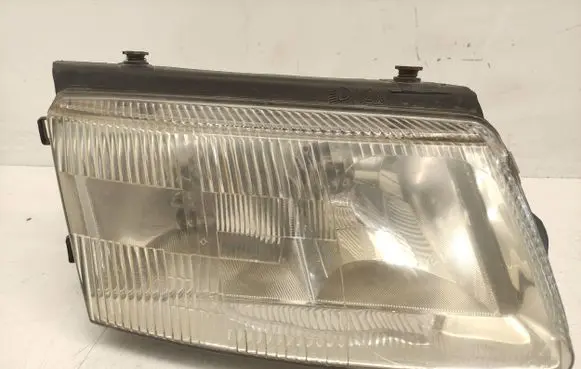 Volkswagen PASSAT B5 Headlight/headlamp 205079B 3A0941295