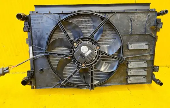 Seat Ateca Coolant radiator 5Q0121251GD 5Q0121251GF 5Q0959455BF