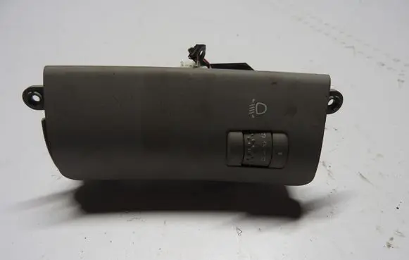 KIA Ceed Tailgate/trunk/boot open switch 933001H430ED