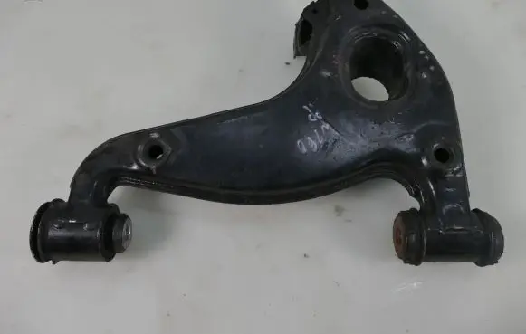 Mercedes-Benz S W140 Front lower control arm/wishbone