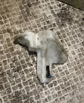 Mercedes-Benz Vaneo W414 Windshield washer fluid reservoir/tank 1688690220 A1688690220
