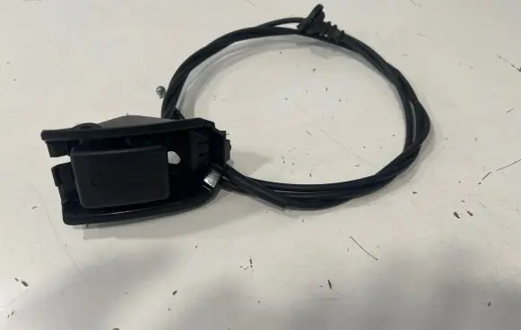 Suzuki Grand Vitara II Engine bonnet/hood lock release cable 82160-65J02 8216065J02 8216065J01
