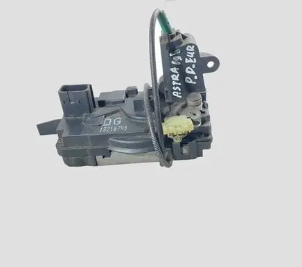 Opel Astra H Front door lock 13210749
