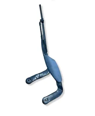 Mercedes-Benz E W211 Front wiper blade arm A2118240049