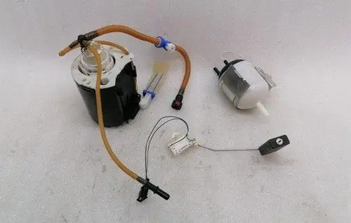 Aston Martin V8 In-tank fuel pump CD339H307AB