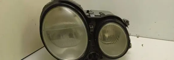 Mercedes-Benz E W210 Headlight/headlamp 15060800