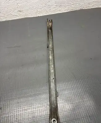 Radiator support slam panel bracket