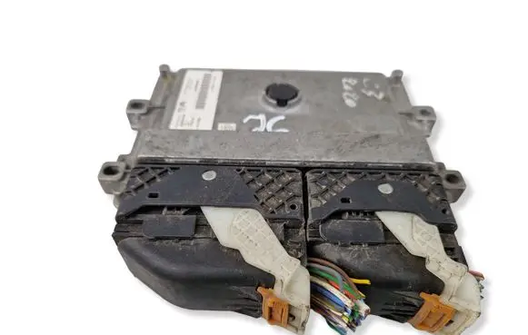 Peugeot 208 I Engine control unit/module 9815037580 9829598880