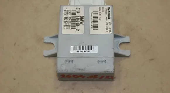BMW 5 F10 F11 Air suspension control unit module (rear) 6860386 004002000 004014003