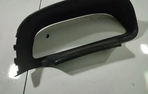 Renault Laguna I Dashboard trim 7700823035