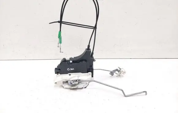 Citroen C-Crosser Front door lock 10X21