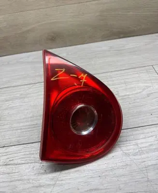 Volkswagen Golf V Tailgate rear/tail lights 89032904