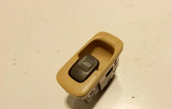 Volvo S80 Electric window control switch 9479903 1149