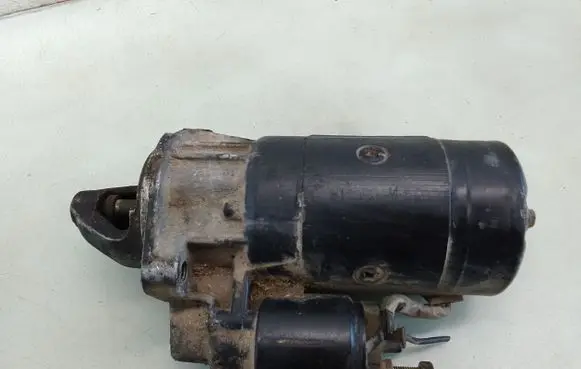 Audi A6 S6 C5 4B Starter motor 0469110238
