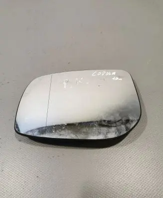 Toyota Corolla E140 E150 Wing mirror glass 