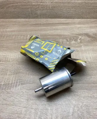 Renault Twingo I Fuel filter 7700825495 7700820375
