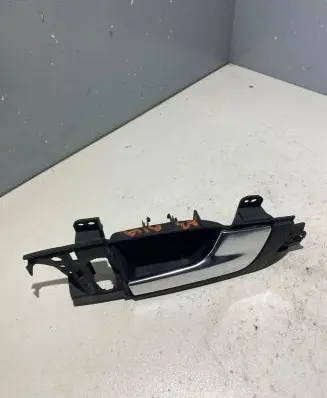 Audi A3 S3 8P Front door interior handle 8P4837020D