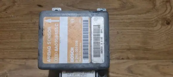 Audi A4 S4 B5 8D Airbag control unit/module 0285001038 8A0959655C