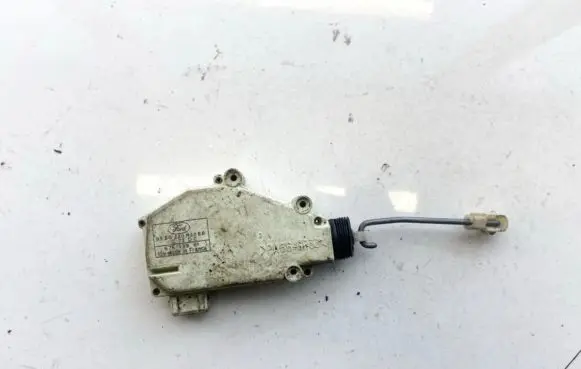 Ford Mondeo MK I Central locking motor 93BG220A20EB