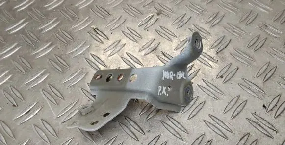 Toyota Yaris Fender mounting bracket