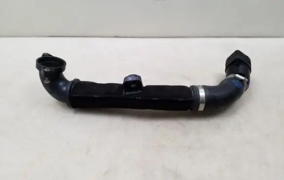 Volkswagen Touran III Intercooler hose/pipe 04L145770S
