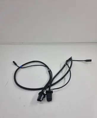 Windshield washer spray nozzle