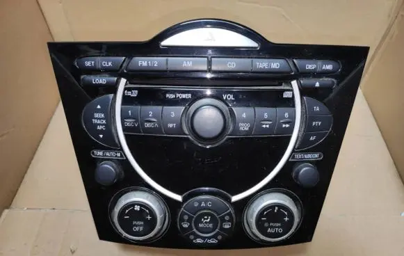Mazda 2 Radio/CD/DVD/GPS head unit FF1766DSX 14789582 03J1B75333