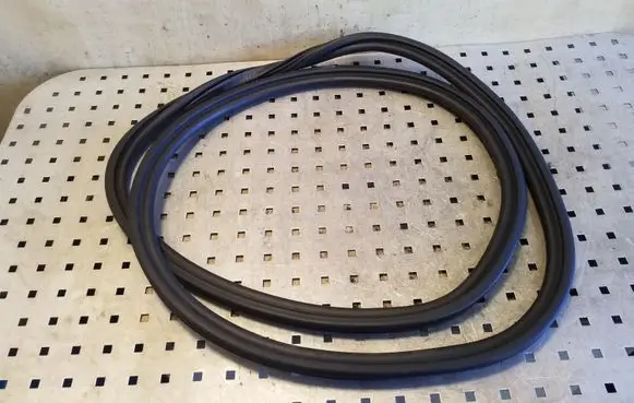 Audi A6 C7 Rear door rubber seal (on body) 