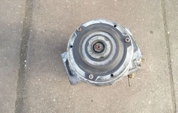 Volkswagen PASSAT B6 Air conditioning (A/C) compressor (pump) 1K0820803Q