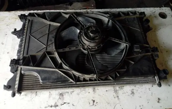 Renault Espace - Grand espace IV Coolant radiator