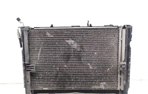 BMW 1 E81 E87 Radiator set 7563259 9206297