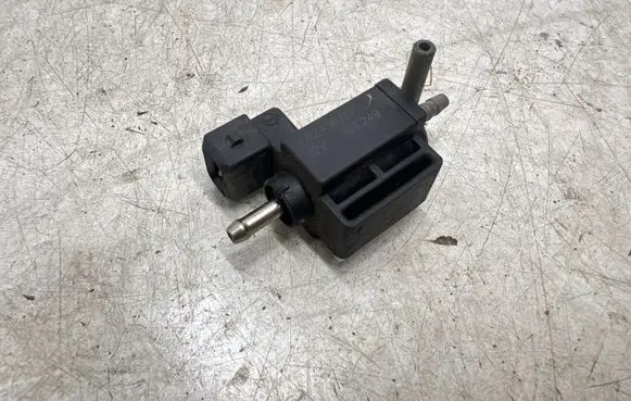 Land Rover Range Rover Sport L320 Turbo solenoid valve 70243600