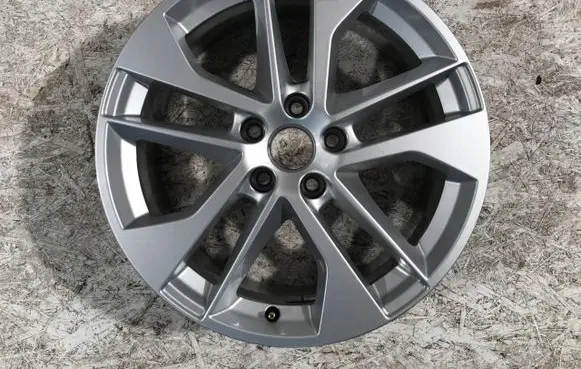 Audi Q2 - R18 alloy rim 