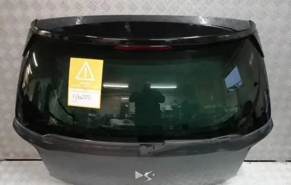 Citroen DS3 Truck tailgate 