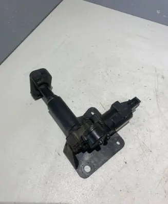 Chrysler Grand Voyager IV Vent window/glass motor 014608
